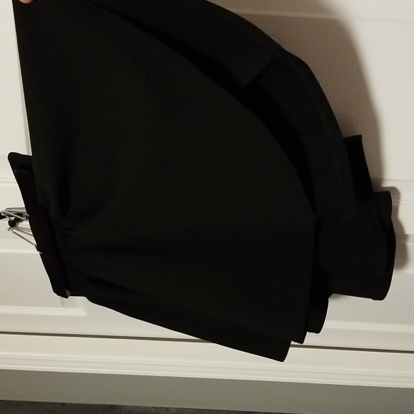 Black high low skirt - Picture 3 of 3